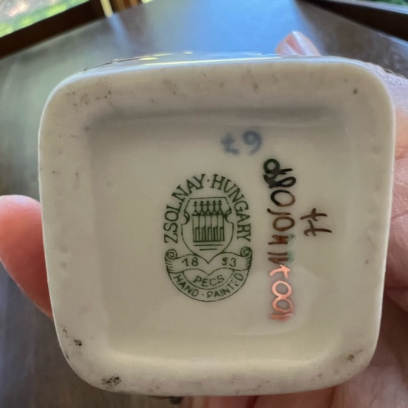 Vintage Zsolnay Porcelain Vase from Hungary - Picture 3 of 4